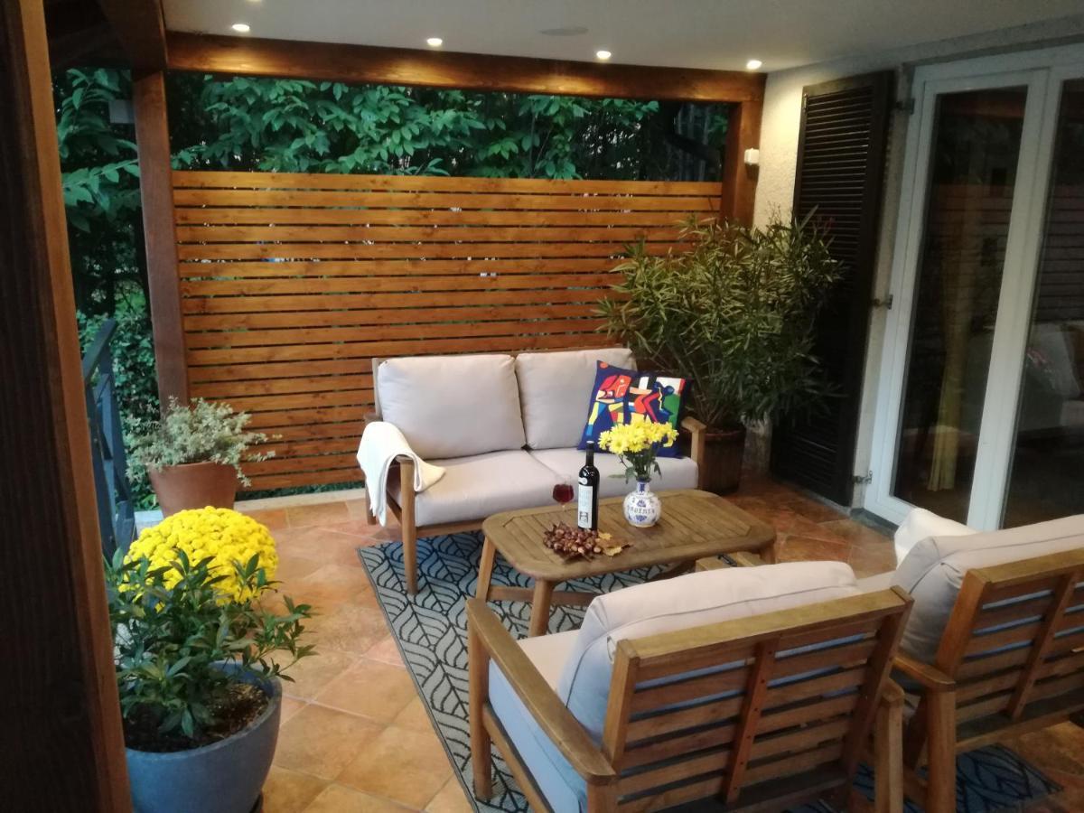 Greenhouse S Bazenom Otrusevec